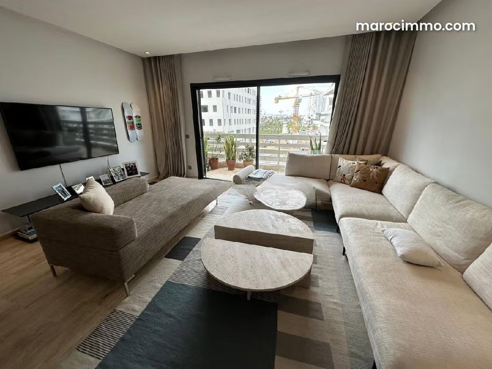 Superbe appartement vide à louer 100 m² à cfc