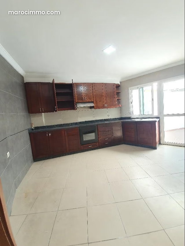 Très joli appartement à louer à triangle d'or — 3