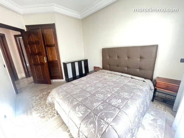 A Louer: bel Appartement 2 chambres et 2 sdb meublé avec 2 places de garage — 4