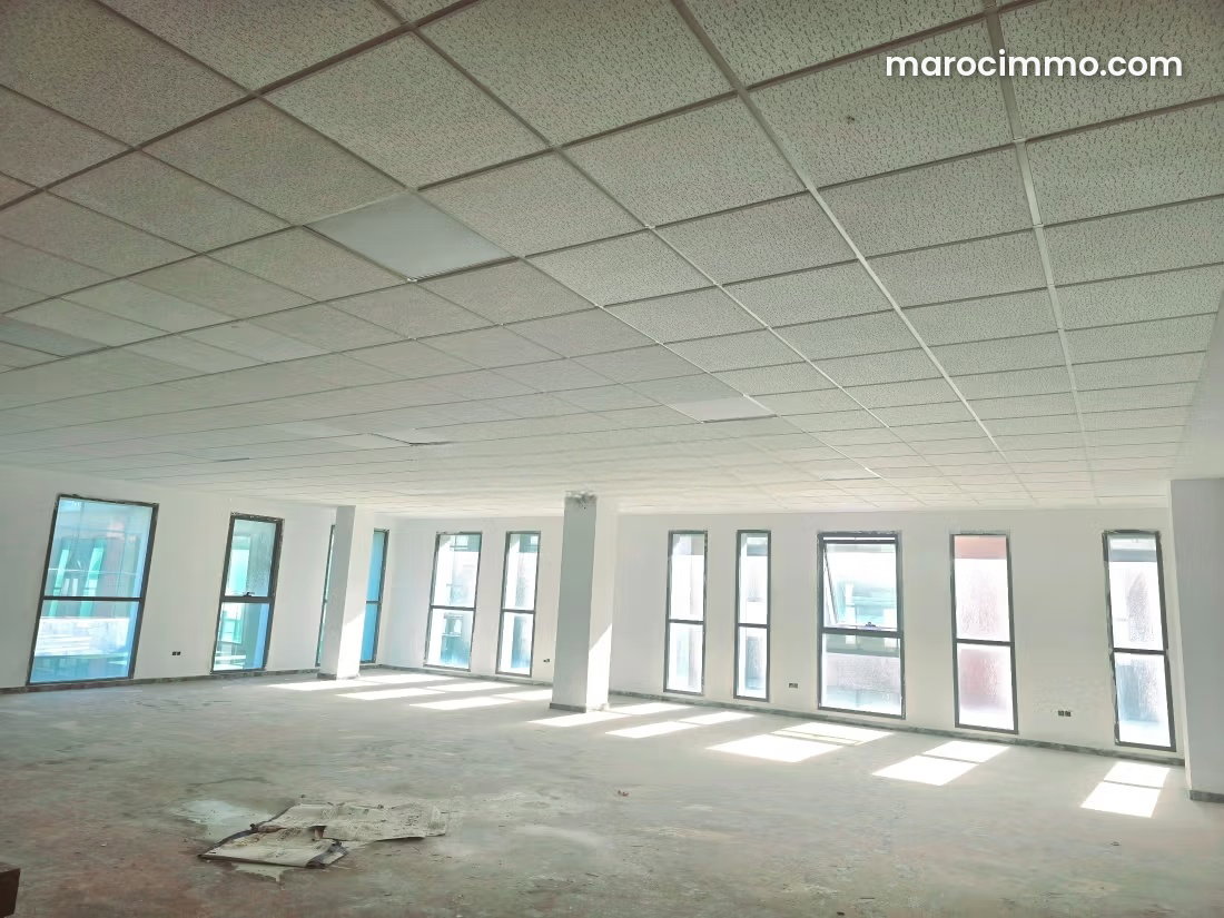 Bureau 168 m² avec terrasse à louer à Florida, Casablanca — Casablanca