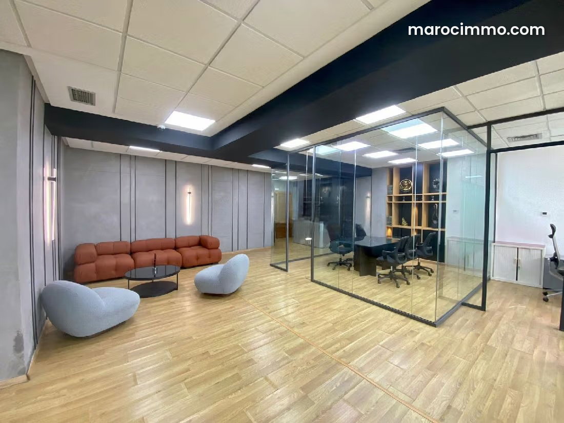 131 m² Office for Lease in Palmier, Casablanca, with Unobstructed Views — Casablanca