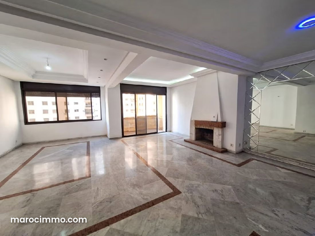 254 sqm Apartment in the Heart of Maârif Extension, Casablanca — Casablanca