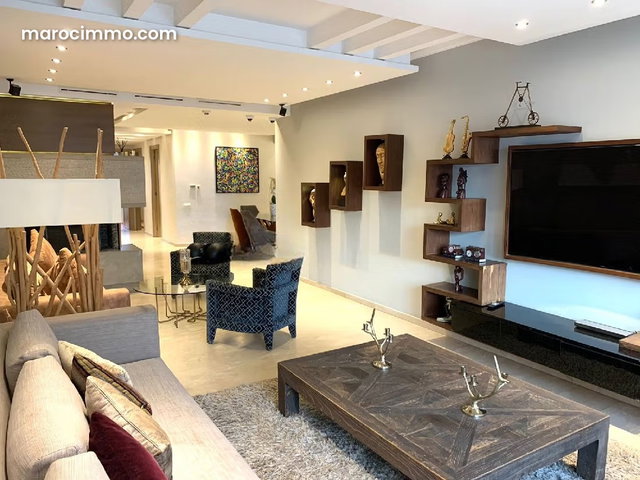 Superbe appartement à louer à Ferme Bretonne Hay Arraha. Surface de 156 m². Meublé — 2