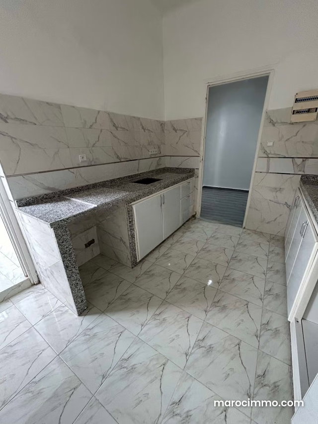 Appartement à Vendre de 114.0 m² à Casablanca, Belvedere Roches Noires — 4