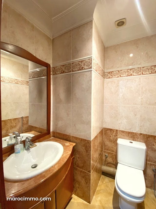 Appartement à Louer de 167.0 m² à Casablanca, Gauthier — 2