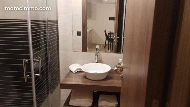Bel appartement en location à Bourgogne Ouest. Superficie 50 m² — 4