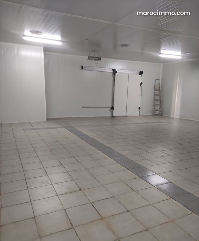 Chambre froide 310 m² Berrechid — Bouskoura