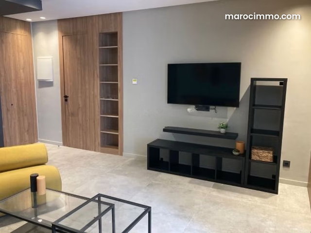 Studio meublé a la location a Gauthier 7500dh — 3