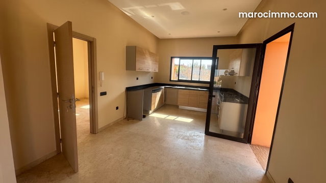 Plusieurs villas front golf à vendre piscine privatives — 4