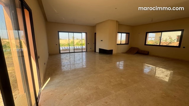 Plusieurs villas front golf à vendre piscine privatives — 3