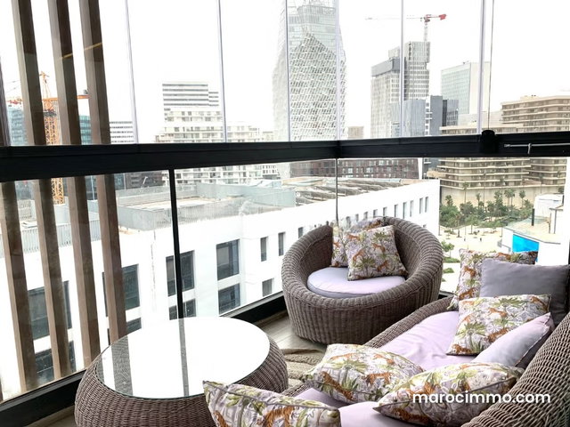Superbe appartement à louer à Casablanca Finance City. Superficie 100 m². Bien meublé — 2
