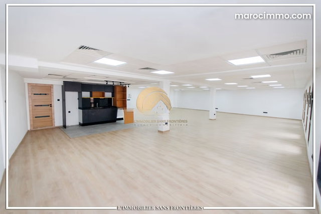 Plateau de bureau à louer à Guéliz, Marrakech — Climatisation centralisée — 198 m² — 5