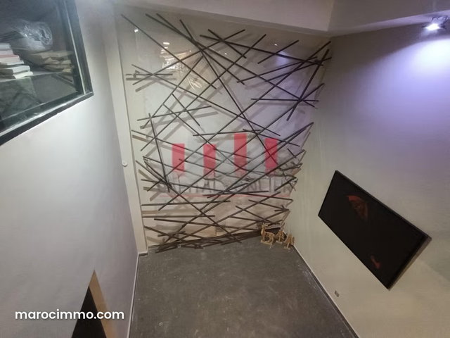 Local commercial de 180m2 à la vente en plein Triangle D’or — 3