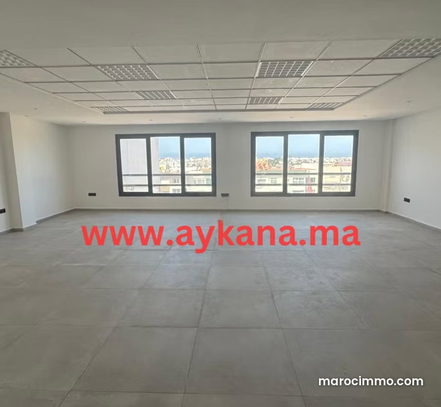 88 m² Office for Rent in Agdal, Rabat, with Garage and Lift — Rabat