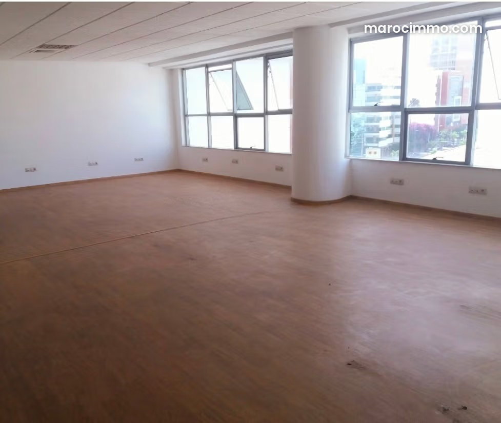 136 m² Open-Plan Office, Franceville, Casablanca — Casablanca