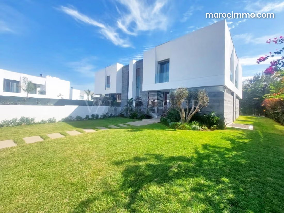 Villa 4 chambres avec piscine à louer, Ville Verte Bouskoura — Bouskoura