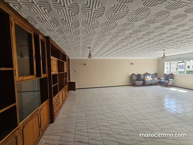 Bureau f4 en location à Sahat Oumam — 5