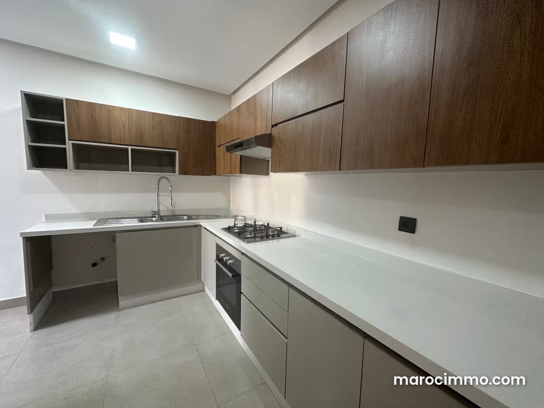 120 m² Apartment for Rent in Ferme Bretonne, Casablanca — Casablanca