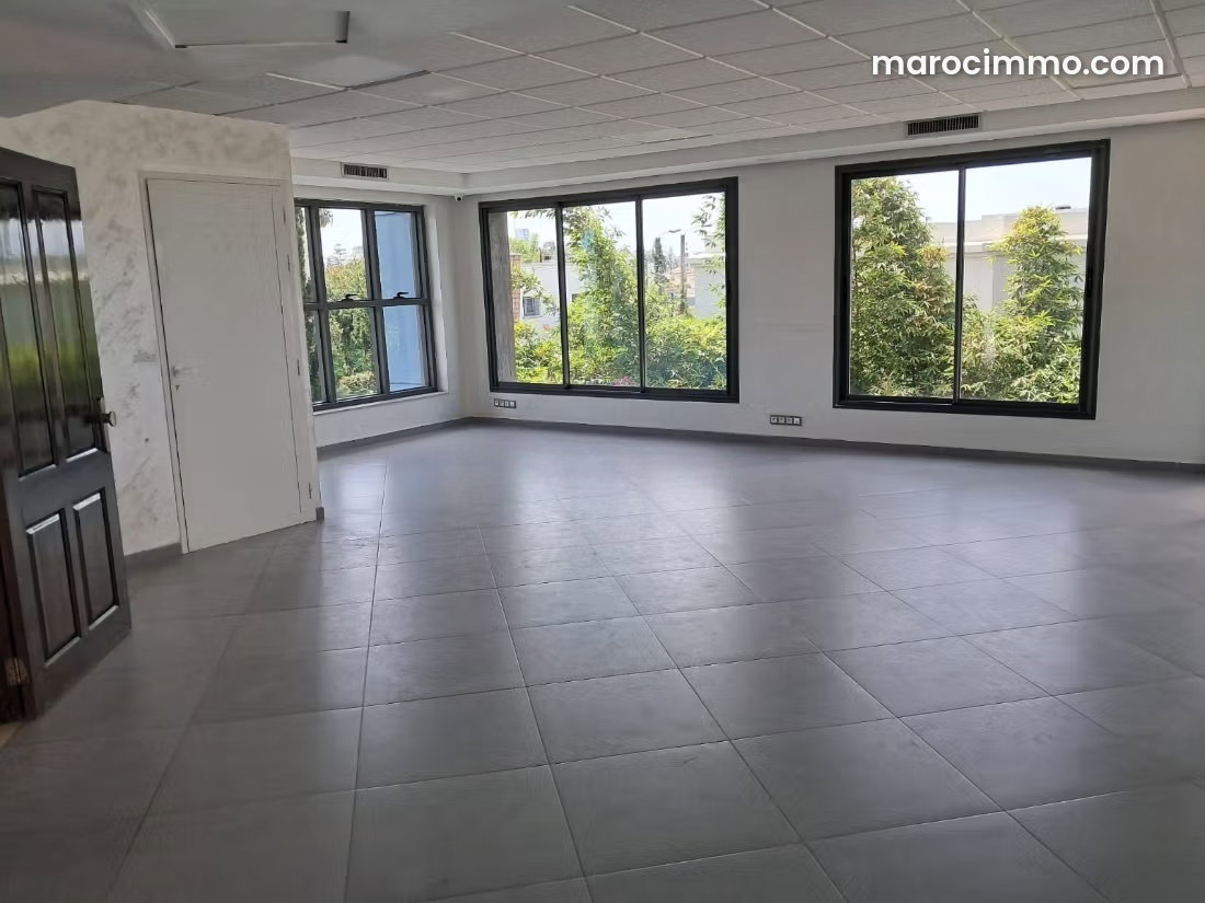Bureaux haut standing à louer à Oasis, Casablanca — Casablanca