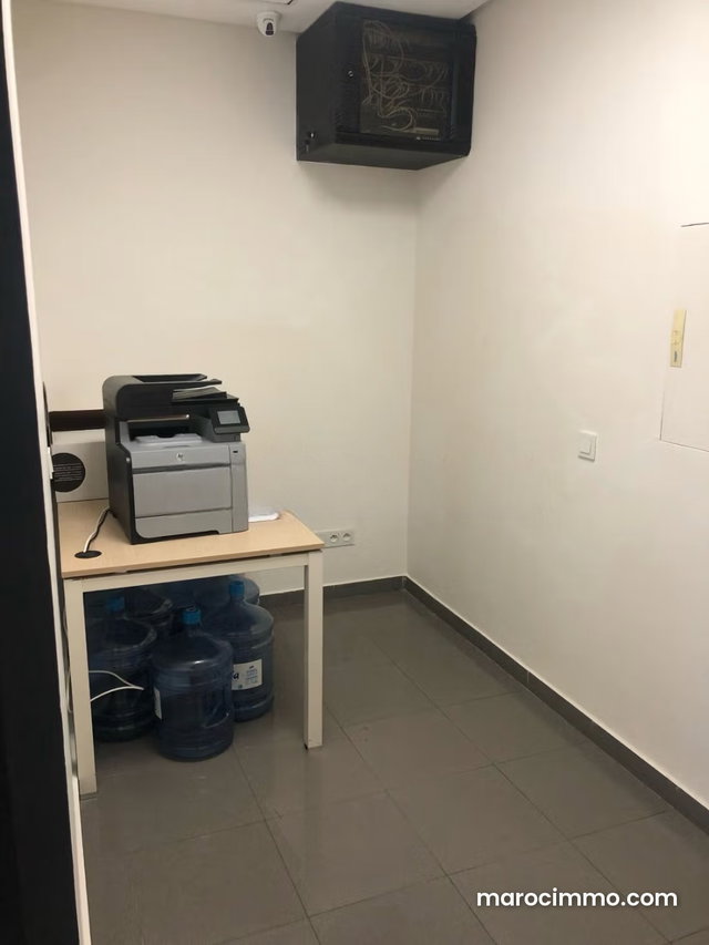 Bureau de Ghandi mall à la location 87 m — 3