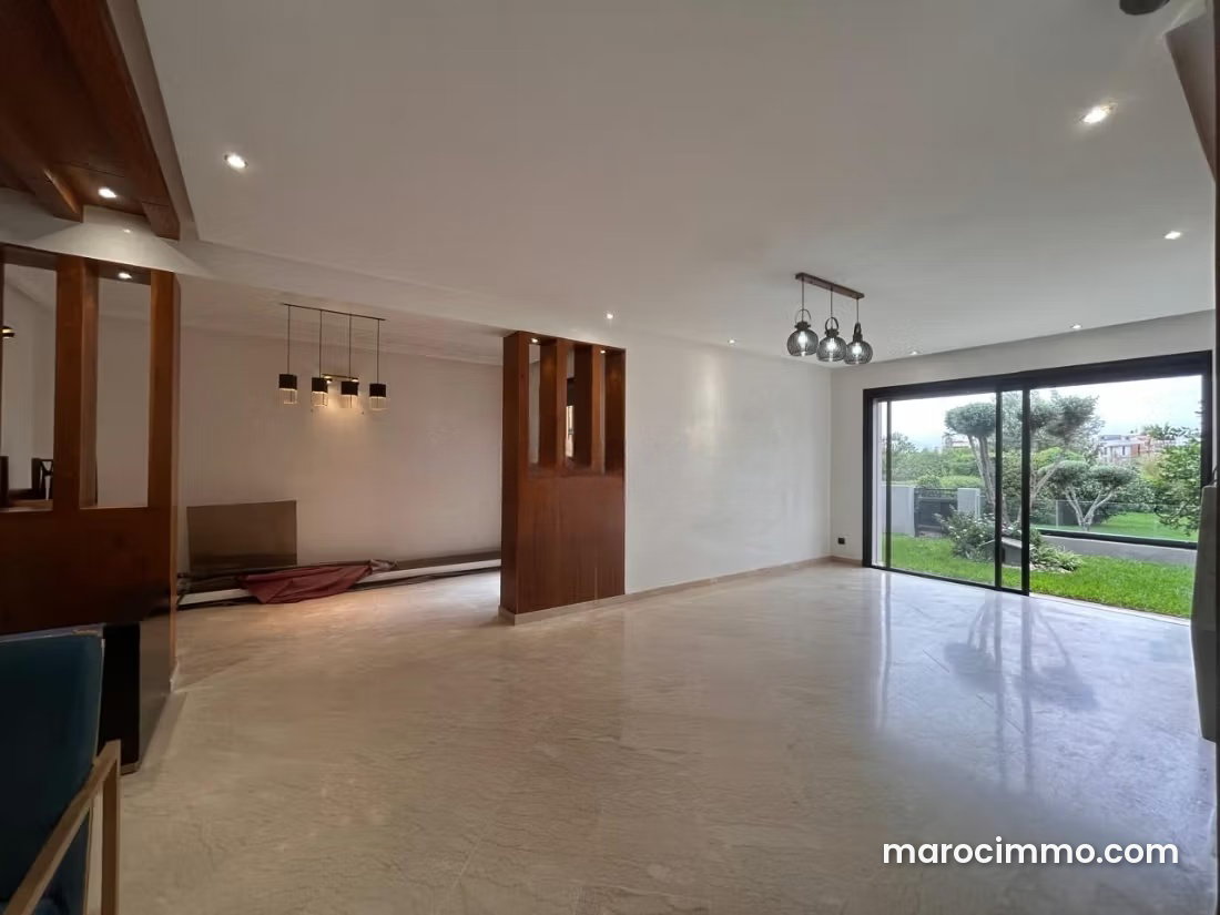 Villa avec piscine à vendre, Route de Tahanaoute à Marrakech — Marrakech