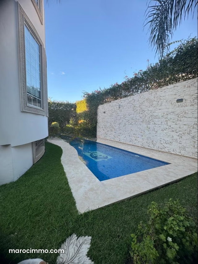 Splendide villa à vendre à Ziaten. 9 pièces. Piscine et air conditionné — 4