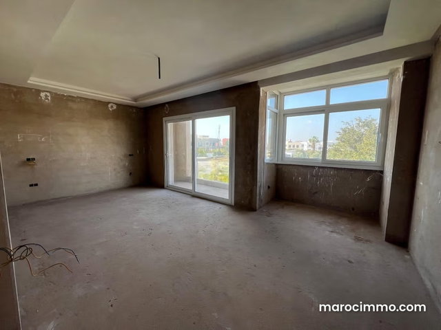 Villa semi finie à vendre a bouskoura215 m² — 3
