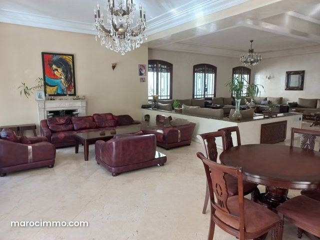 Somptueuse villa à vendre à Californie Ecole Americaine au calme. 6 chambres. Cheminée, piscine — 4