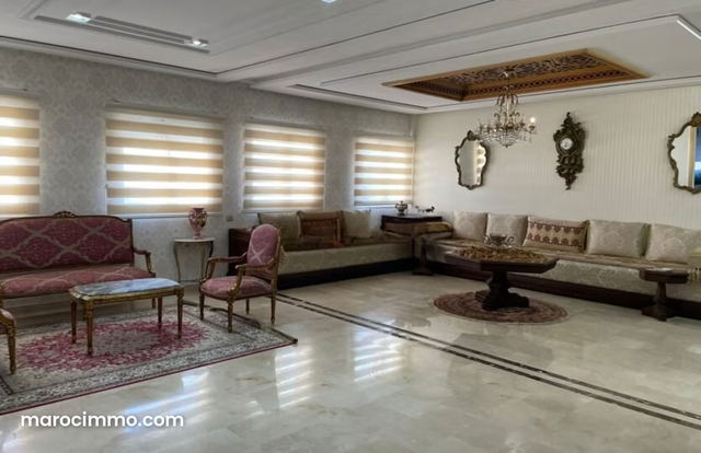 Appartement a louer situation quartier administratif surface 240m² — Tanger