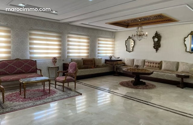 Appartement a louer situation quartier administratif surface 240m² — 2