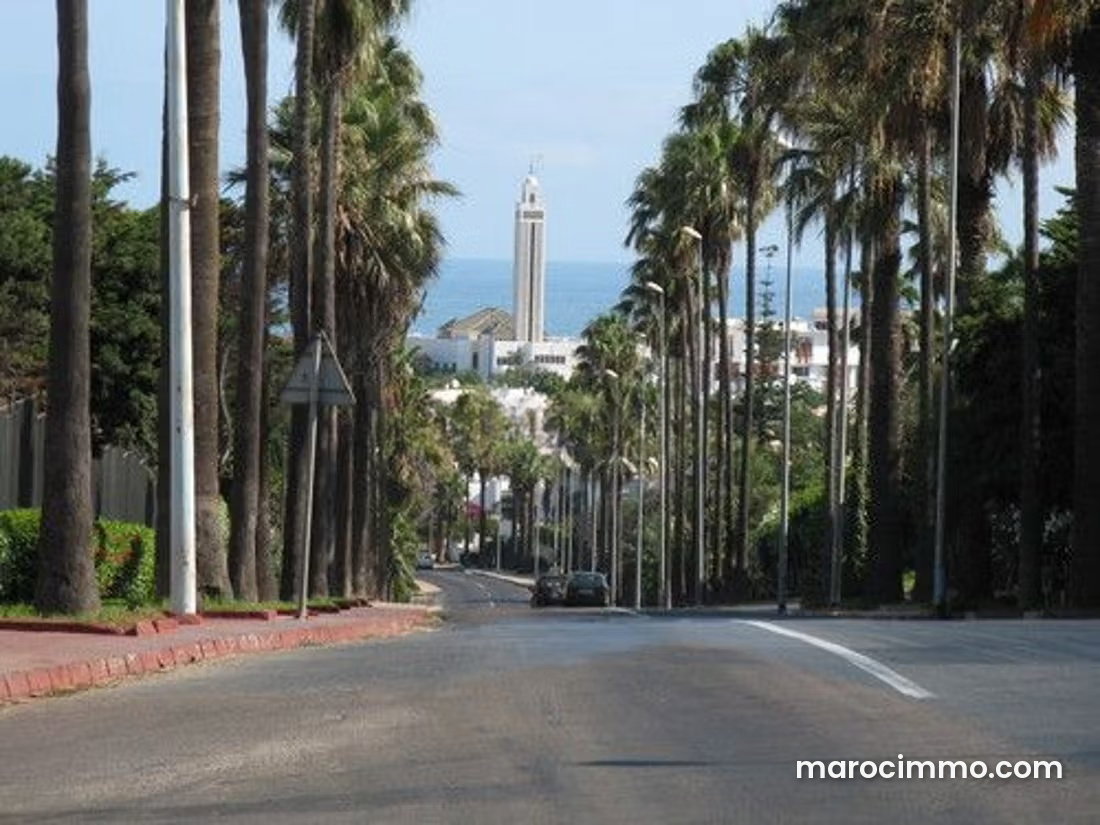 Villa to Renovate, Anfa Supérieur, Casablanca, 2,000 m² Plot — Casablanca