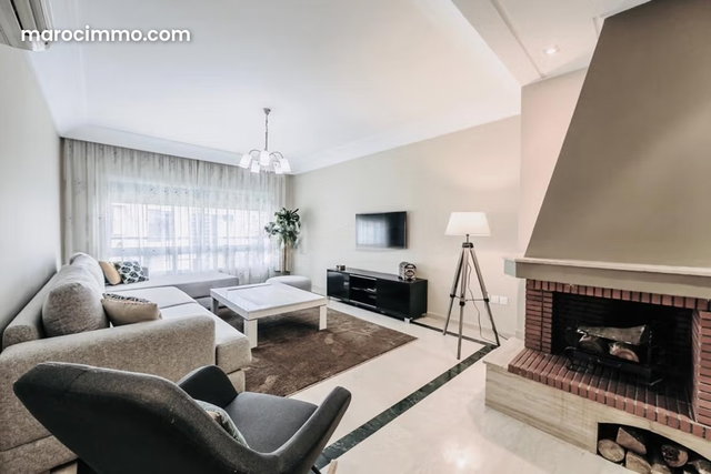 Location Appartement Place les iris — 3