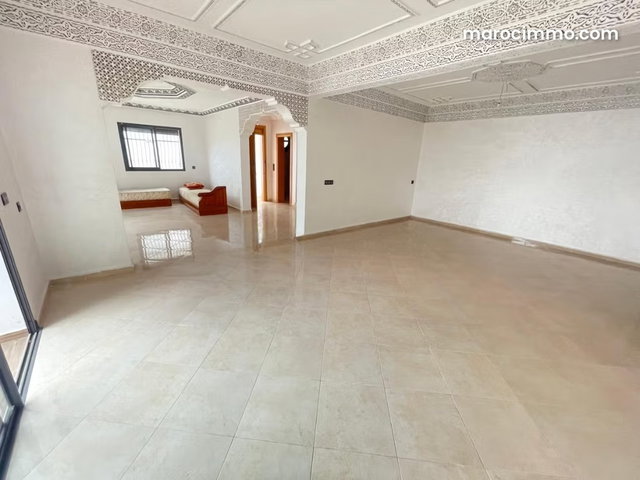 Villa de 400m2 a louer Neuve a iligh — 4