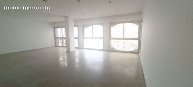 Bureau à Louer de 240.0 m² à Casablanca, Fonciere — 2