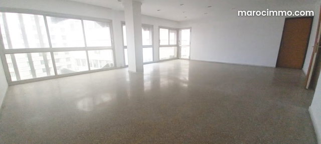 Bureau à Louer de 240.0 m² à Casablanca, Fonciere — 3