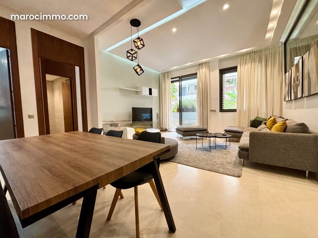 Oasis / 2 bedroom modern furnished apartment with terrace — 2