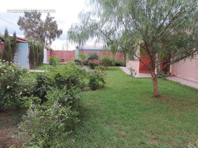 Villa contemporaine, 5 chambres, 1377m2 — 4