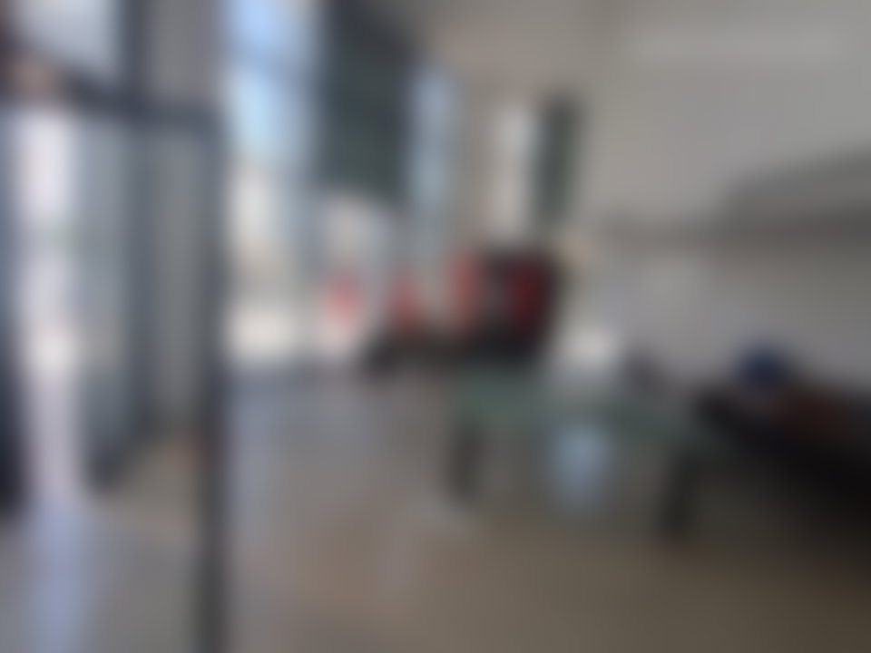 Local commercial 256 m², angle Bd Zerktouni, Casablanca Finance City