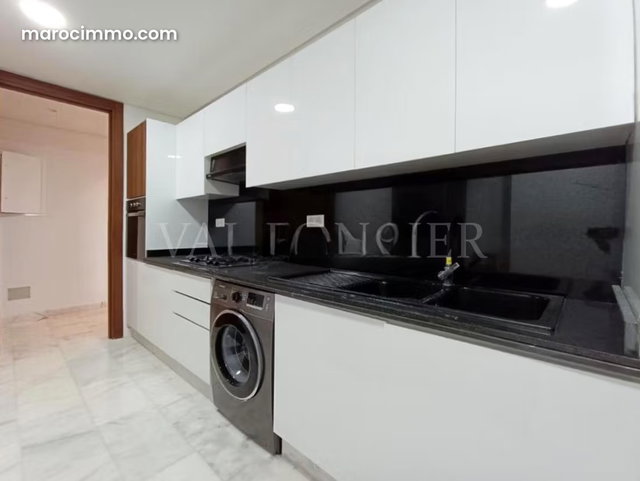 Location Magnifique appartement 2chambres meublé moderne avec terrasse Casablanca Finance City — 4