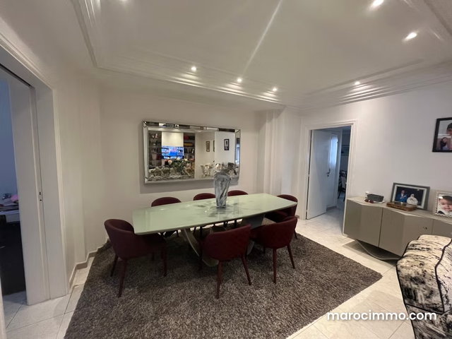 Appartement à Vendre de 322.0 m² à Casablanca, Gauthier — 4