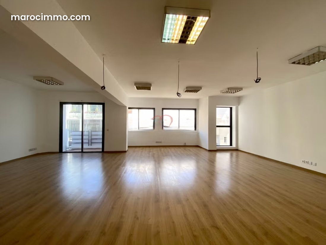 150 sqm Office with Terrace and Parking in Racine, Casablanca — Casablanca