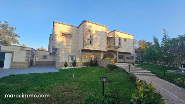 Villa à louer à Souissi usage de bureau — 3