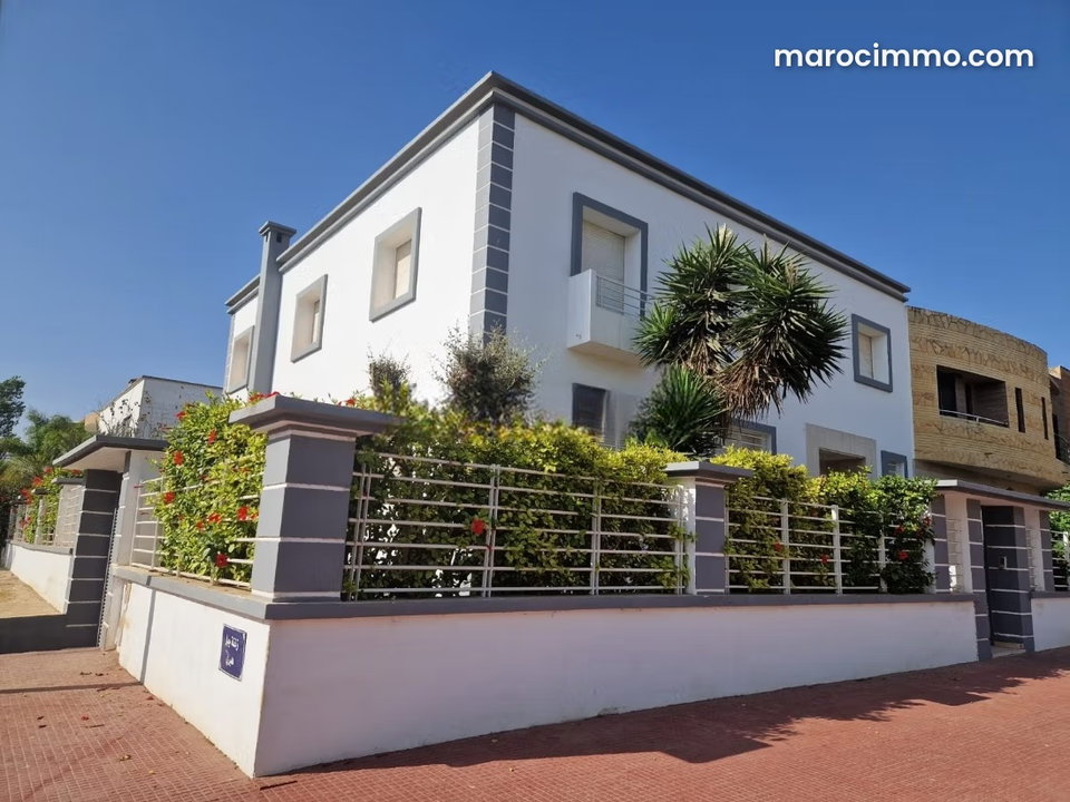 Villa à Vendre de 457.0 m² à Nouaceur, Nouaceur