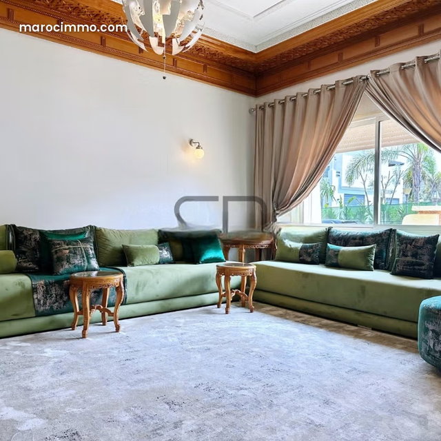 À vendre – Élégante villa avec jardin à Ain Diab — 4