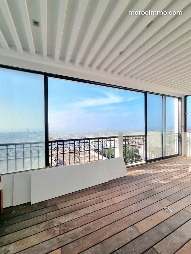 Entièrement Rénové à Ain Diab Résidence Sécurisée — Casablanca