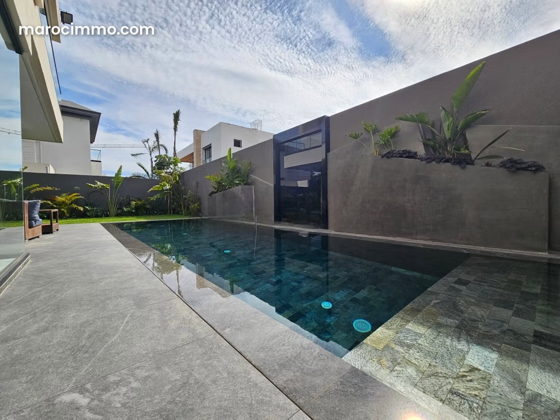 New 640 m² Villa with Pool and Garden, Californie, Casablanca — Casablanca