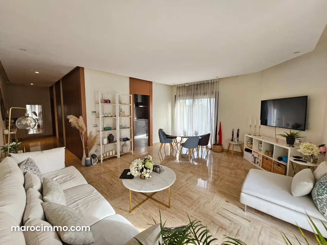 Furnished 2-bedroom apartment with terrace, Casablanca Finance City — Casablanca