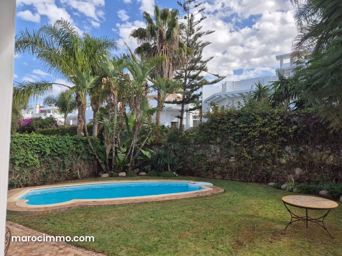 4-Bedroom Villa with Swimming Pool for Rent, Aïn Diab, Casablanca — Casablanca