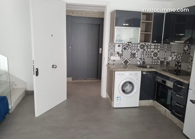 Magnificent Duplex for Sale in Racine — 2