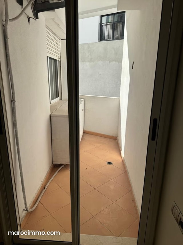 Magnifique appartement à louer en plein RACINE — 3